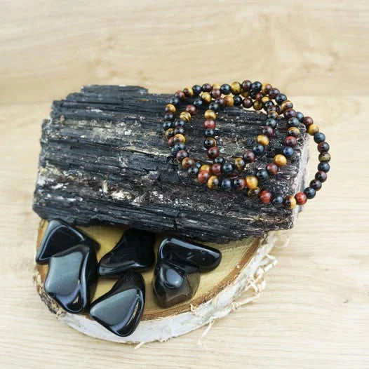 Pierre de tourmaline noire brute et polies avec des bracelets 3 oeils