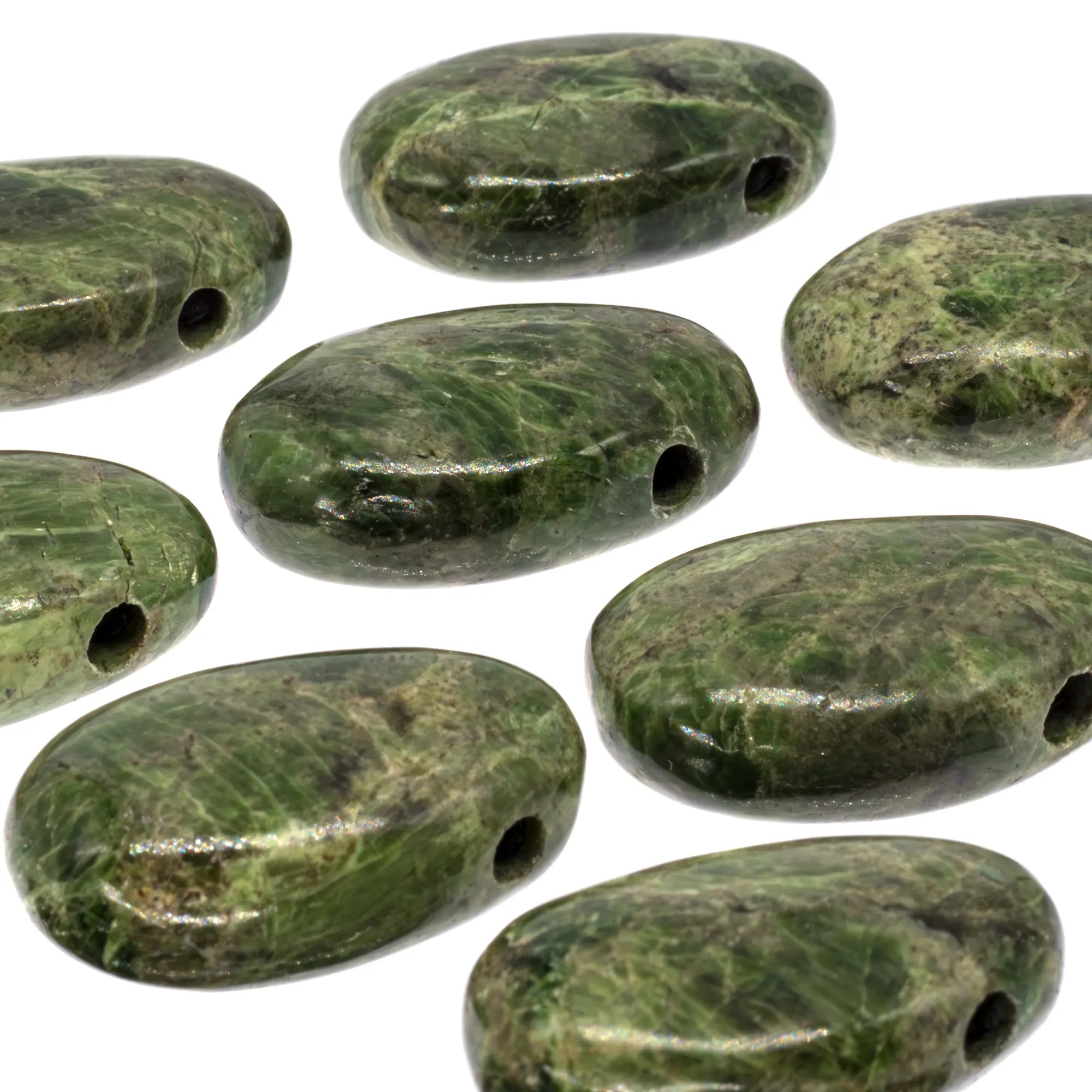 Pendentif Diopside - pierre percée - CRISTAL SOURCES