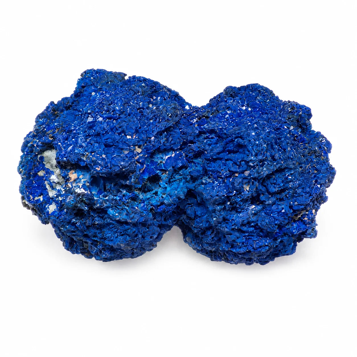 Azurite de Chessy-les-Mines (France), spécimen minéralogique naturel présentant une cristallisation bleu profond intense, pièce de collection authentique sur fond blanc.