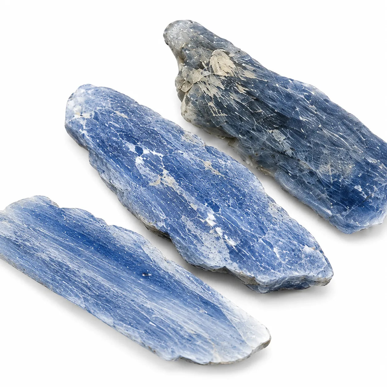 Cyanite bleue pierre brute du Brésil