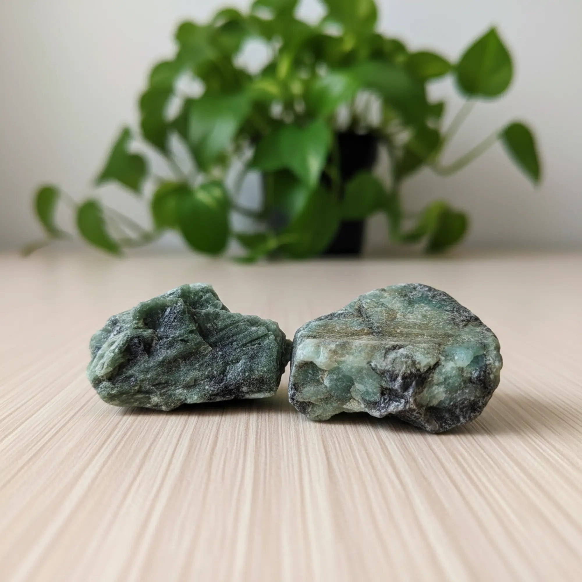 emeraude brute prix - émeraude brute pierre