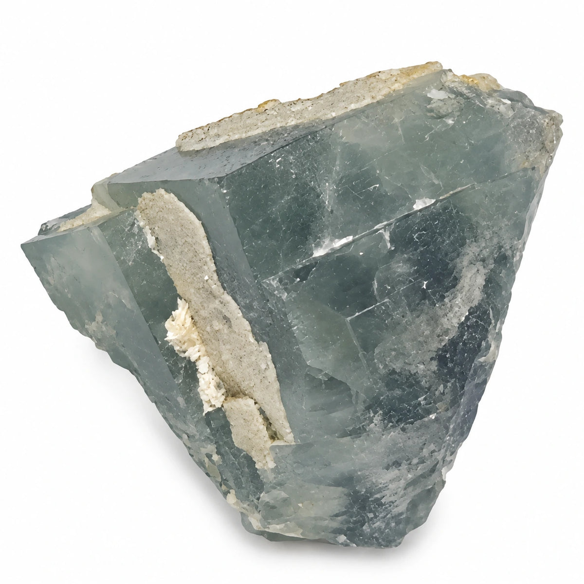 Fluorite de Marsanges, avec zones translucides et large plage de microcristaux de quartz blanc crème