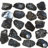 Pierres brutes d’hématite variété spécularite de l’île d’Elbe en Italie, fragments minéraux métalliques gris noir aux reflets argentés
