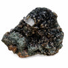 Pierre de collection en association de kulanite, wardite et lazulite de Stoneman Camp, Yukon, Canada, présentant une riche cristallisation sombre sur matrice naturelle.