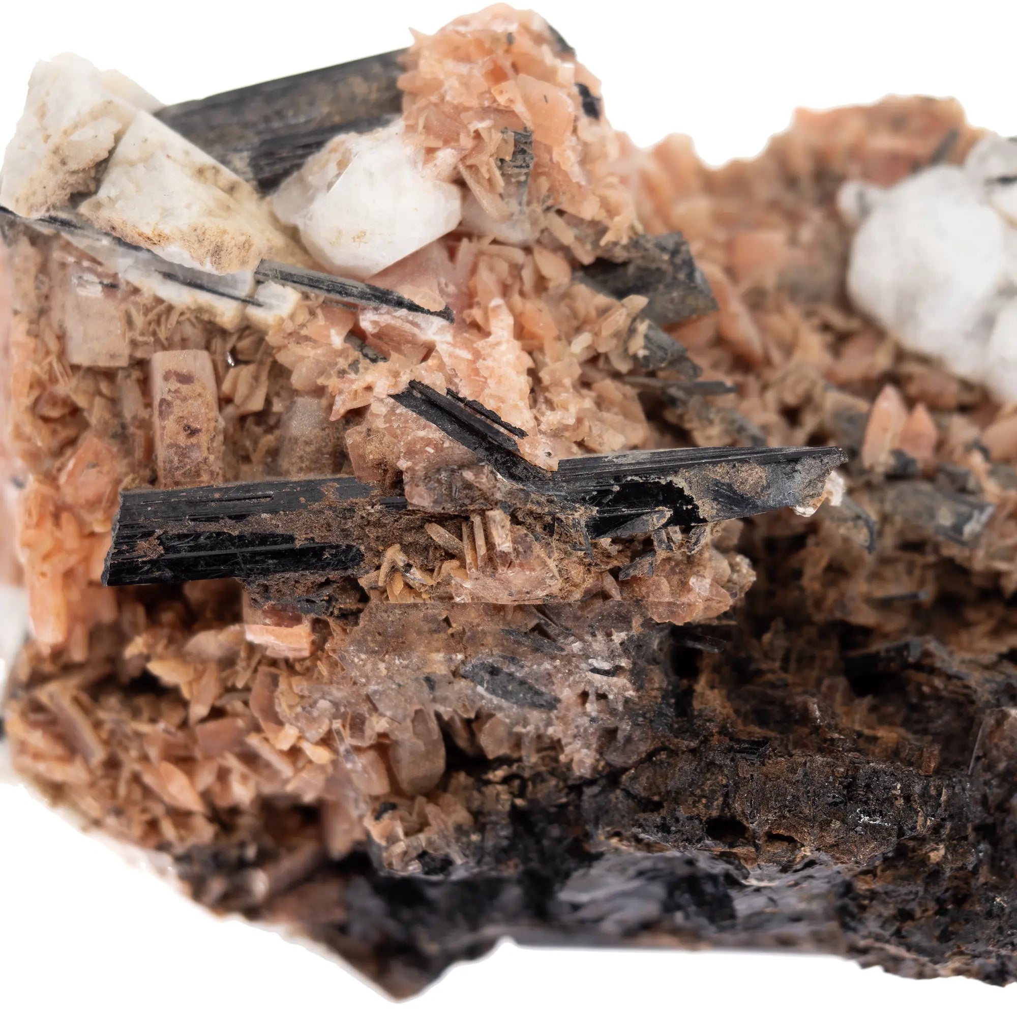 Serandite, Analcime & Aegirine – Carrière Poudrette, Mont Saint-Hilaire – Collection