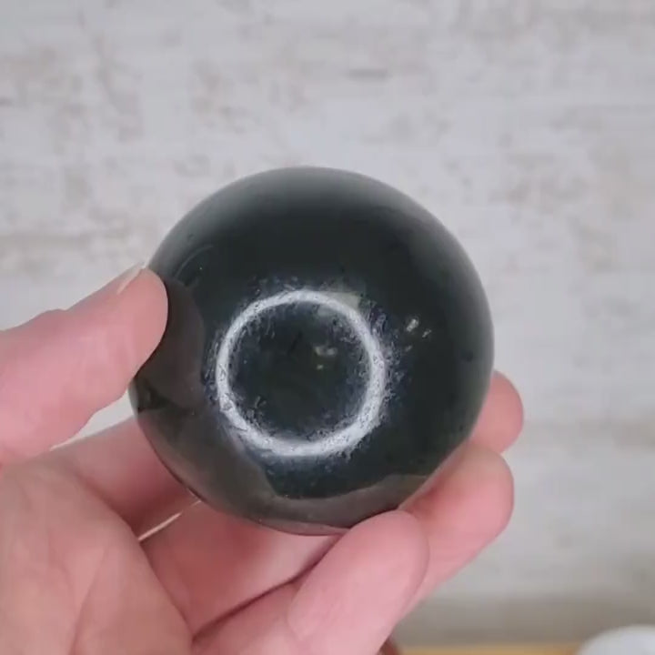 Sphère jade nephrite - Canada - 6.1 cm - JDN1
